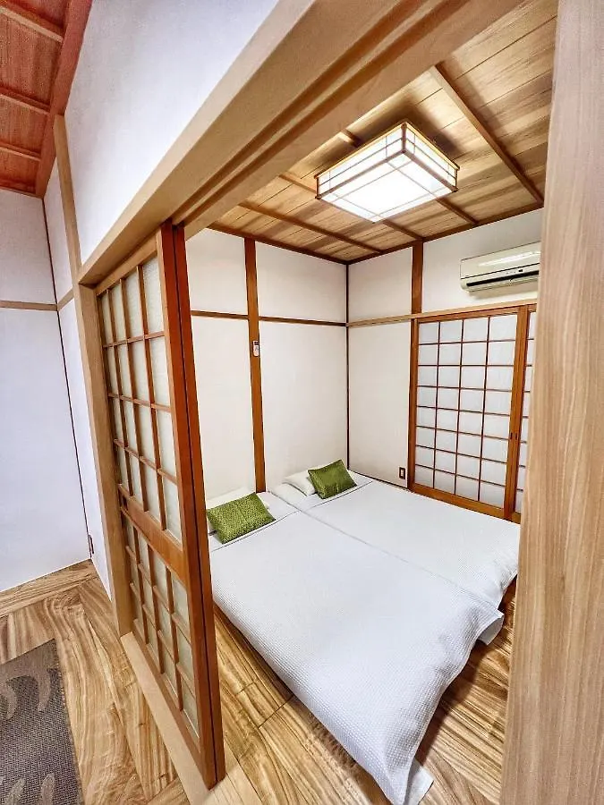 Bighem Maison 2 Izumisano 0*,  Japan
